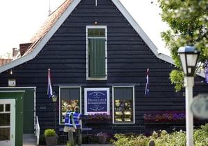 het-filiaal-van-royal-diamonds-aan-de-zaanse-schans-in-zaandam